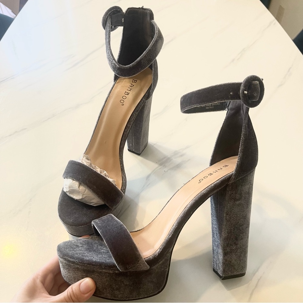 Cute Gray velvet ankle straps Y2K 90s platform sandals chunky high heels